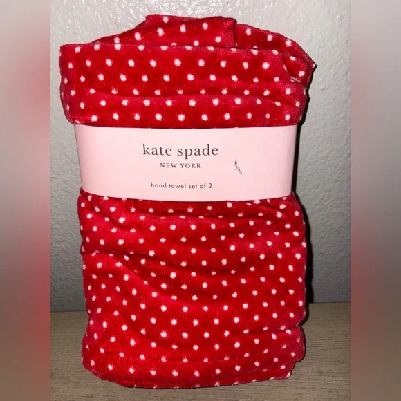 Kate Spade Polka Dot Hand Towel Set of 2 - Picture 2 of 3